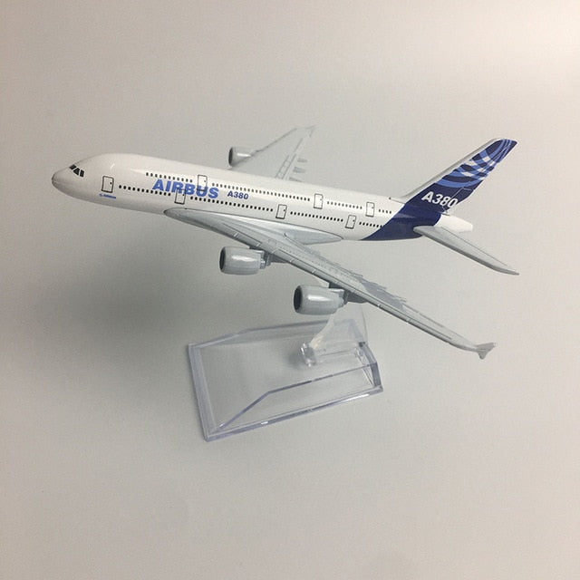 JASON TUTU Original model a380 airbus Boeing 747 airplane model aircraft Diecast Model Metal 1:400 airplane toy Gift collection baby magazin 