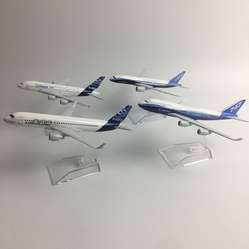 JASON TUTU Original model a380 airbus Boeing 747 airplane model aircraft Diecast Model Metal 1:400 airplane toy Gift collection baby magazin 