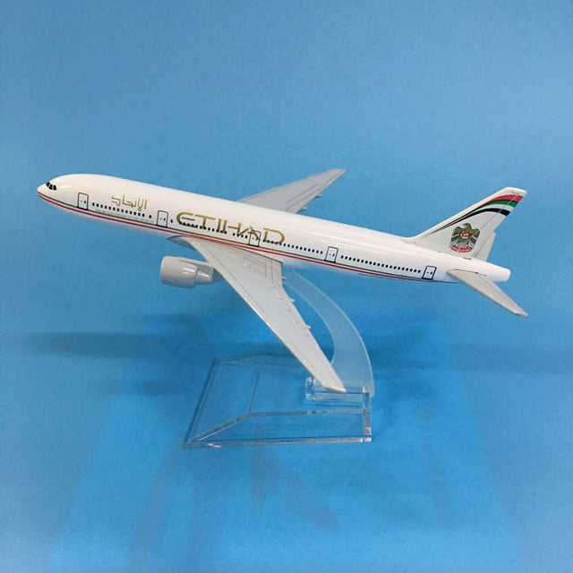 JASON TUTU Original model a380 airbus Boeing 747 airplane model aircraft Diecast Model Metal 1:400 airplane toy Gift collection baby magazin 