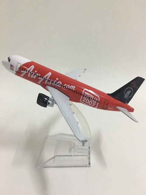 JASON TUTU Original model a380 airbus Boeing 747 airplane model aircraft Diecast Model Metal 1:400 airplane toy Gift collection baby magazin 