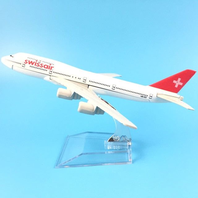 JASON TUTU Original model a380 airbus Boeing 747 airplane model aircraft Diecast Model Metal 1:400 airplane toy Gift collection baby magazin 