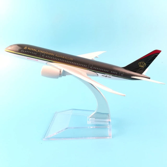 JASON TUTU Original model a380 airbus Boeing 747 airplane model aircraft Diecast Model Metal 1:400 airplane toy Gift collection baby magazin 