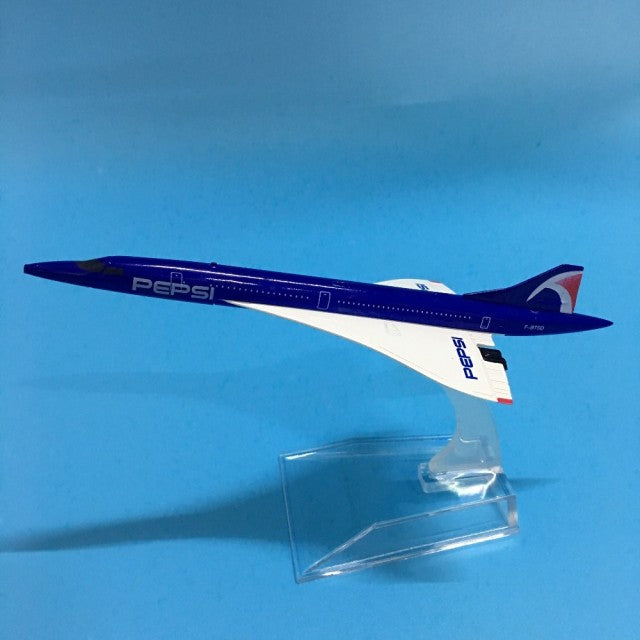 JASON TUTU Original model a380 airbus Boeing 747 airplane model aircraft Diecast Model Metal 1:400 airplane toy Gift collection baby magazin 