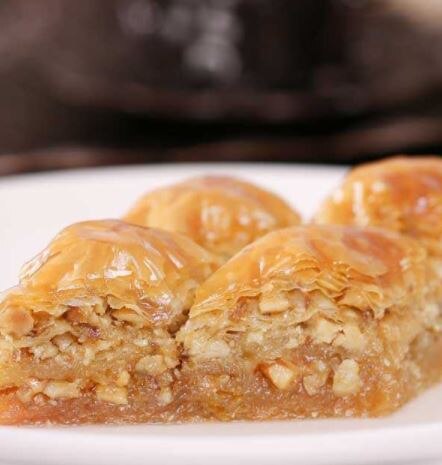 SUGAR WITH STUNNING AROMA WITH A WONDERFUL TASTE BAKLAVA WITH WALNUT 1 KG FREE SHIPPING baby magazin 